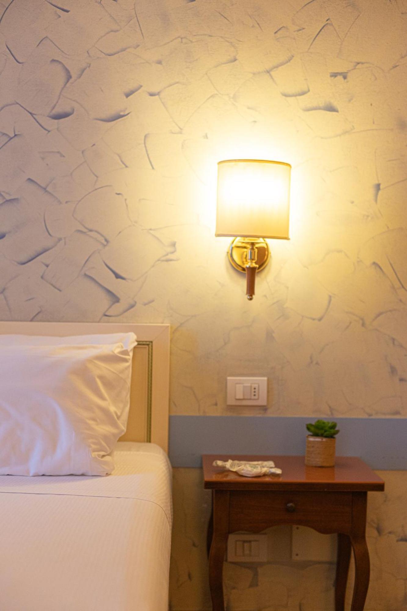 Hotel Pallanza By Lvg Hotel Collection Verbania Exterior foto
